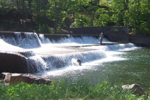 Benton dam repair