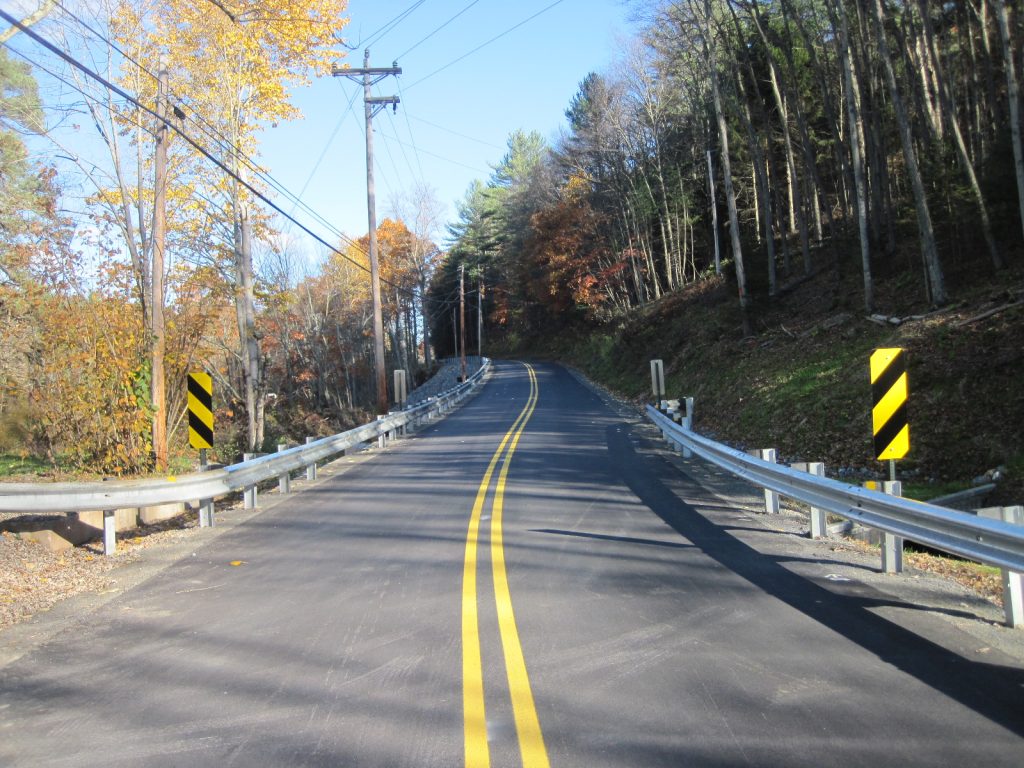 Kaiser Hollow Road